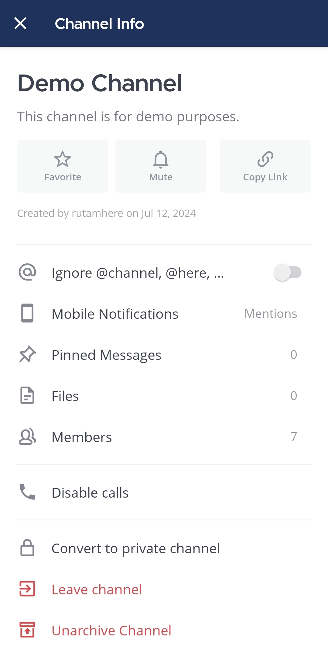 Unarchive channel을 탭해 현재 채널을 복원합니다.